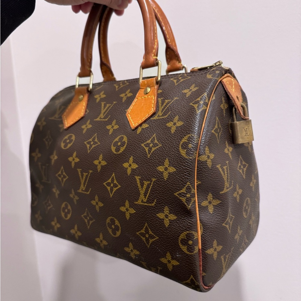 Louis Vuitton Speedy 25